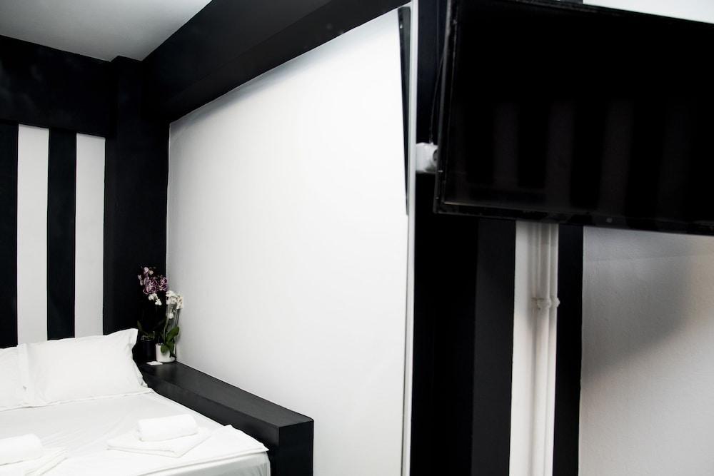 Home Plus Eleutheria Budget Room Athene Buitenkant foto